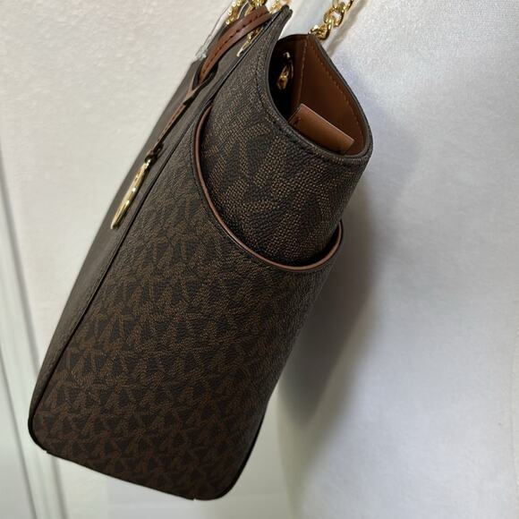 Michael Kors Large Shoulder Tote Logo Brown Gold Tone Hardware New with Tags - Picture 7 of 9